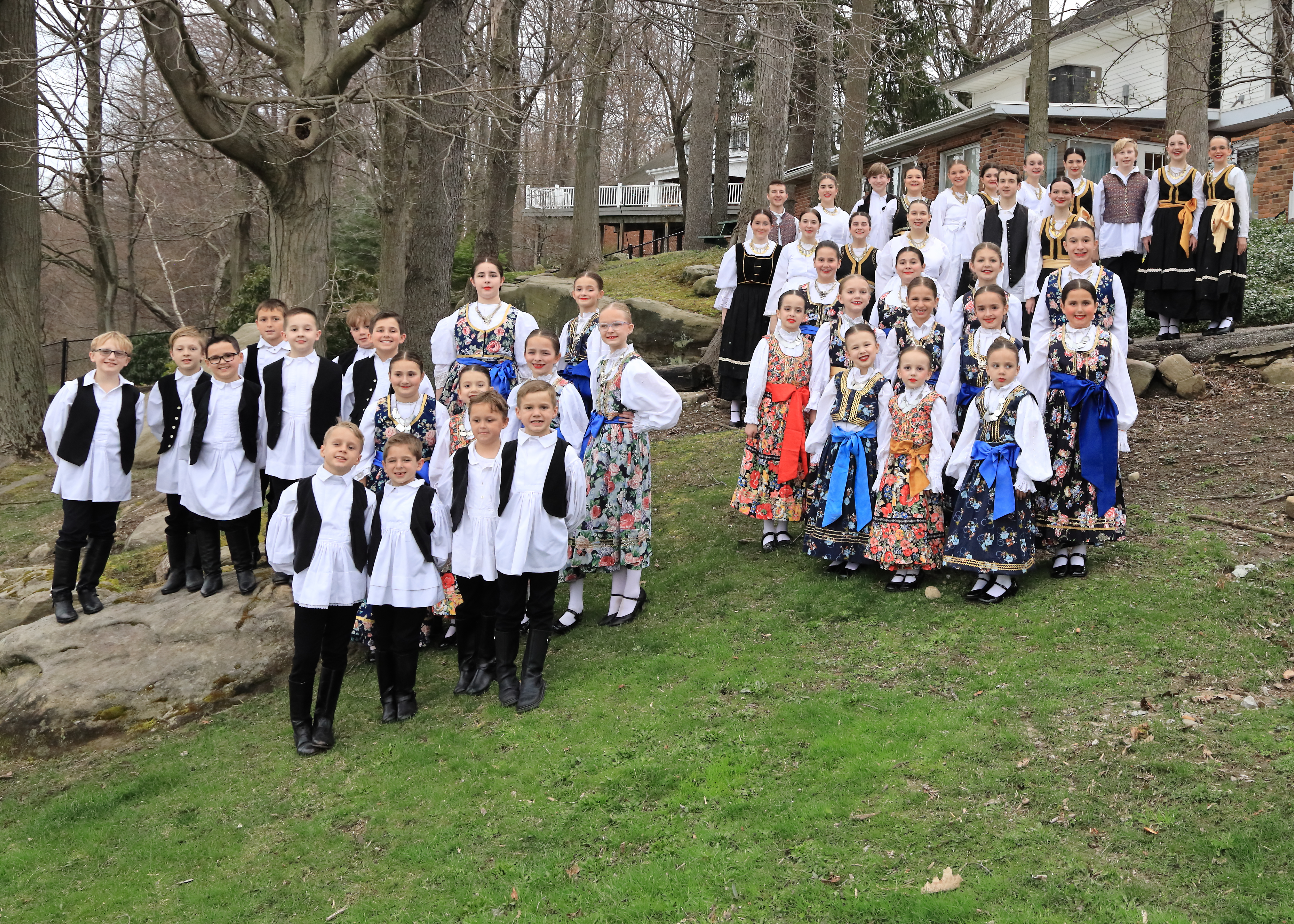 Group Pose 2-5x7